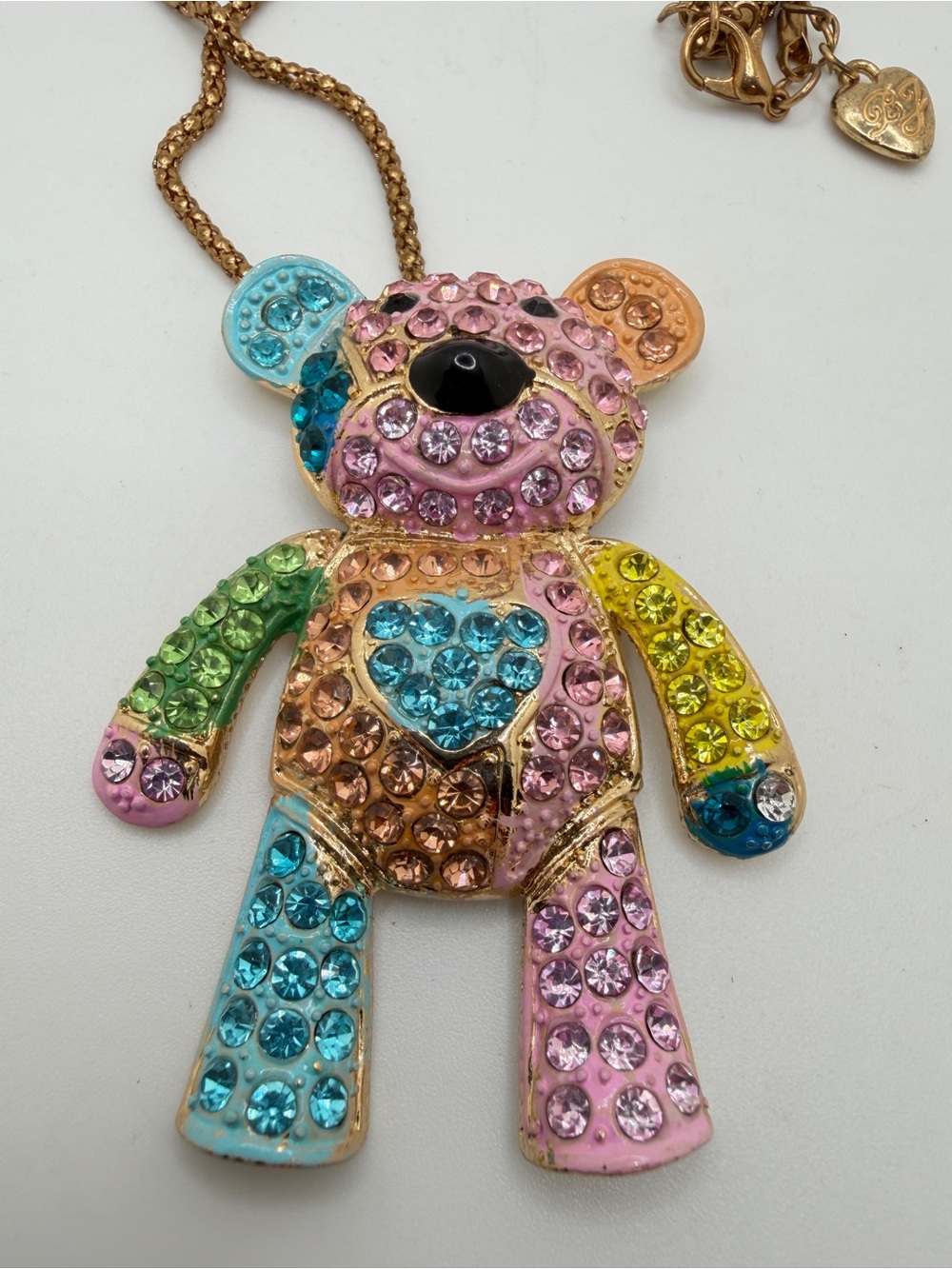 24" BETSEY JOHNSON Pastel Shades Rhinestone bear necklace! - Picture 5 of 17